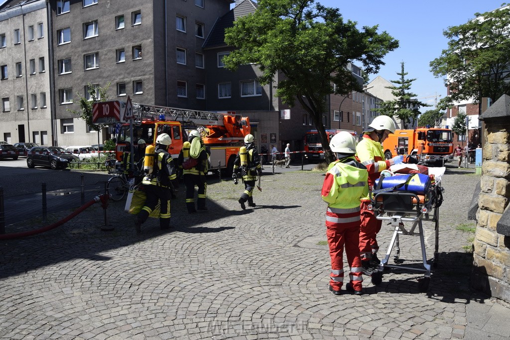 Explo Feuer 2 Koeln Kalk Hoefestr P047.JPG - Miklos Laubert